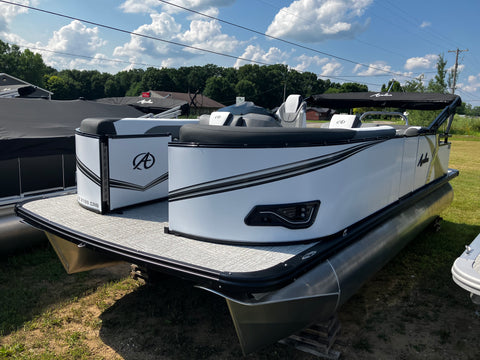 **SOLD**  Avalon 21' LSZ CRB TS "enclosed rear bench" #64442