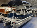 Avalon 17 VENTURE REAR FISH #71986